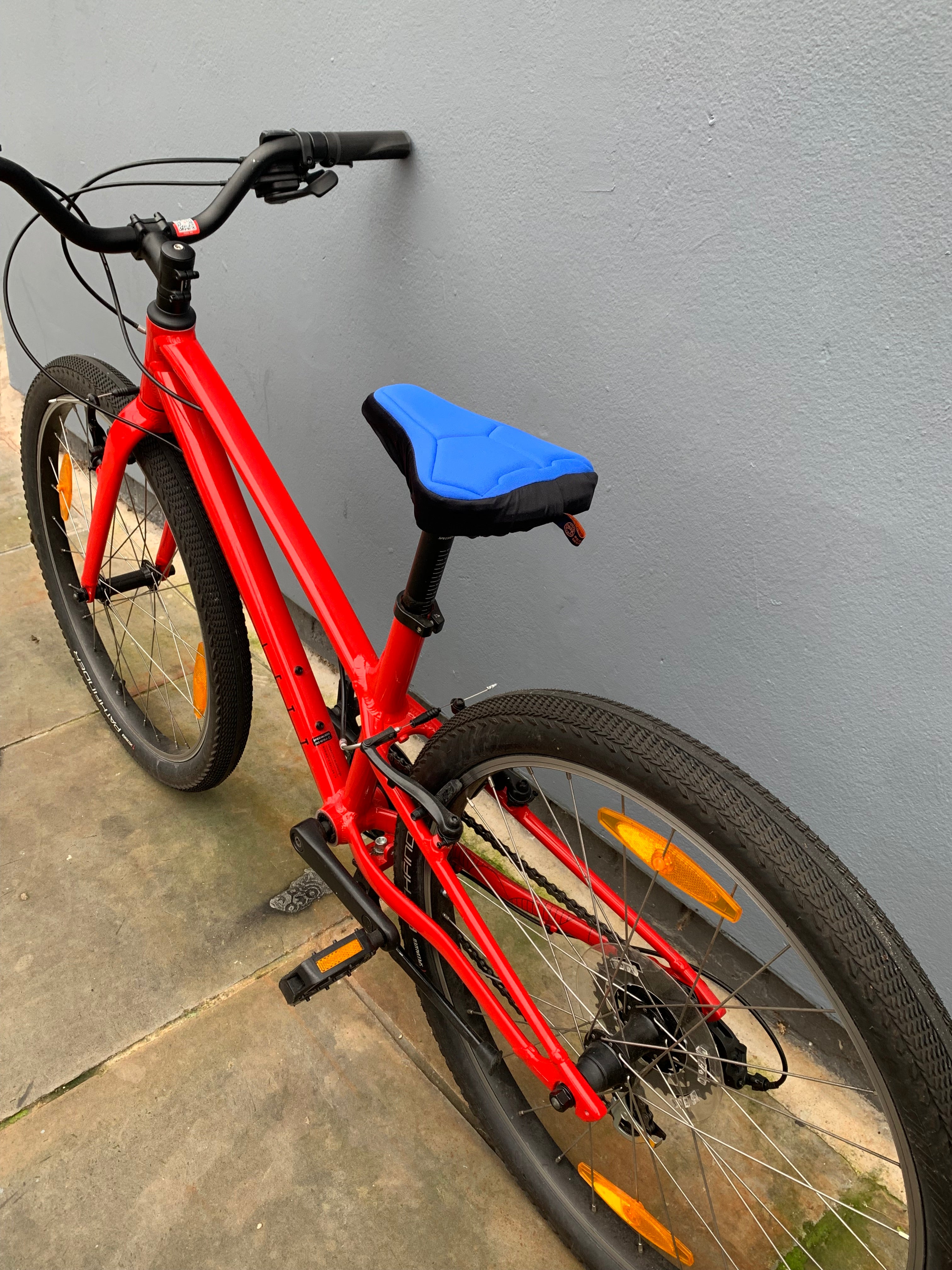 Blue-and-black-kids-padded-bike-seat-cover